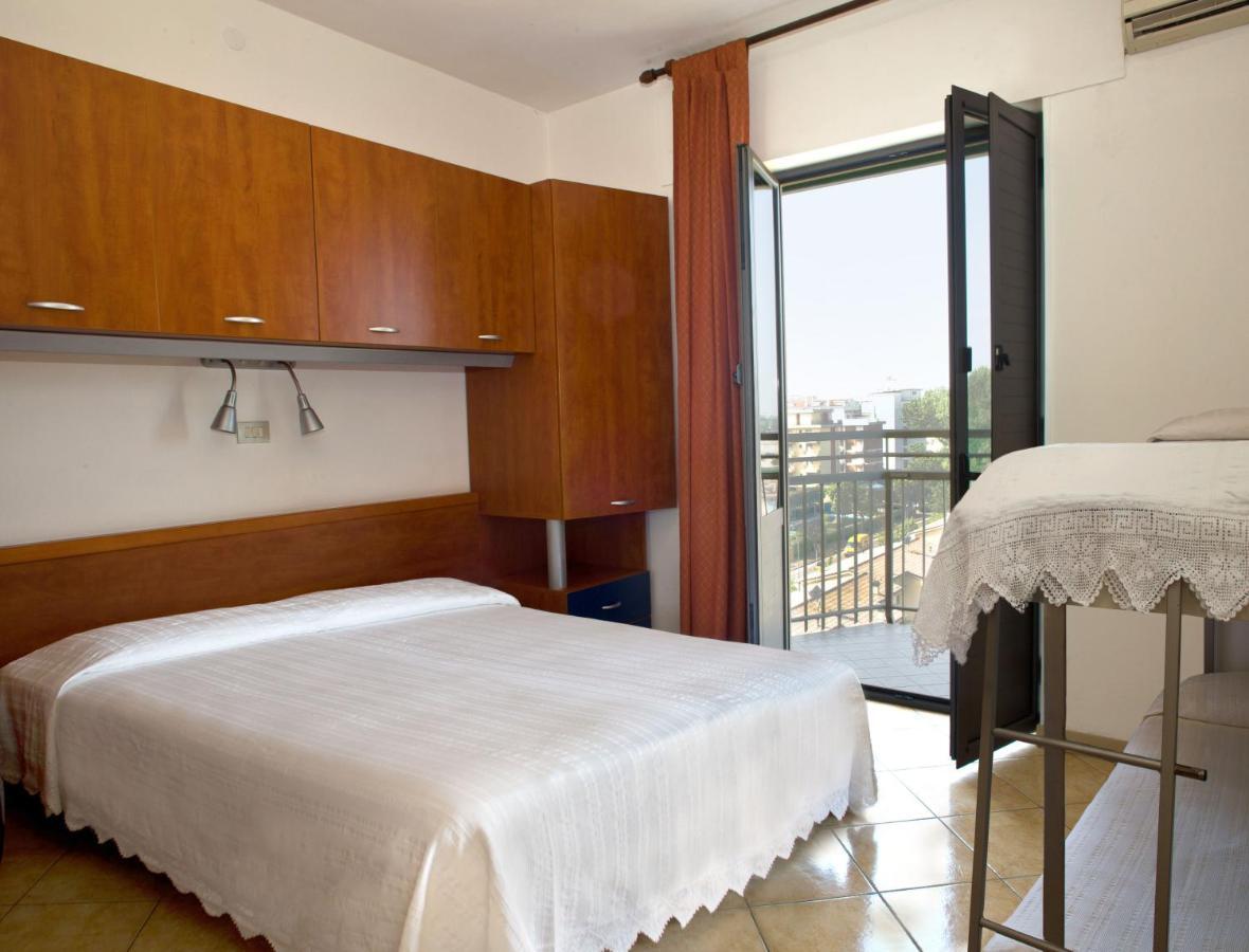 Hotel Frank Lido di Jesolo Ruang foto